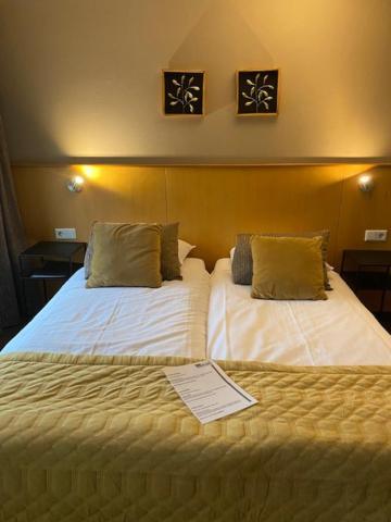 Hotel Het Anker Heythuysen Ngoại thất bức ảnh